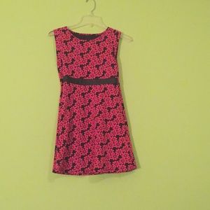I am selling a dress